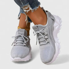 OrthoVogue__-_Orthopedische__comfortabele_en_stijlvolle_sneakers_10_720x-Photoroom.webp