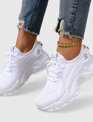 OrthoVogue__-_Orthopedische__comfortabele_en_stijlvolle_sneakers_4_720x-Photoroom.webp