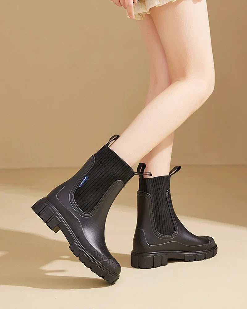 noor-block-heel-chunky-contemporary-chelsea-boots-7.webp